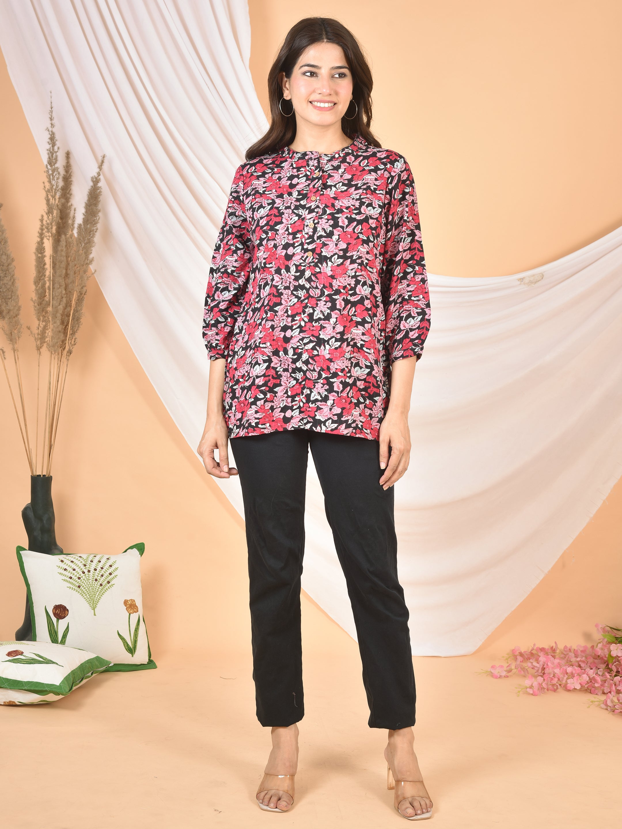 Women Red Black Printed Top T-06