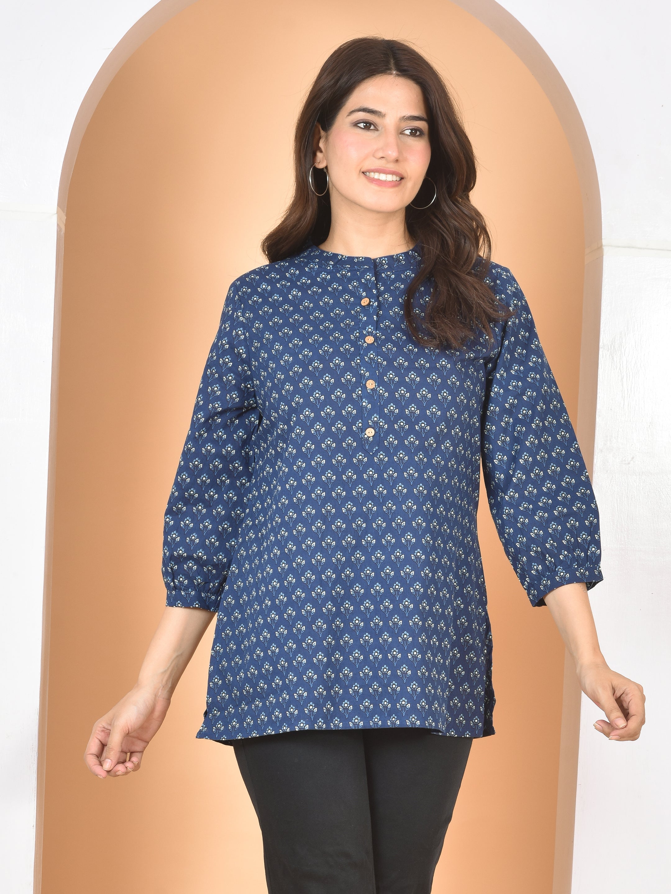 Women Blue Printed Top T-14