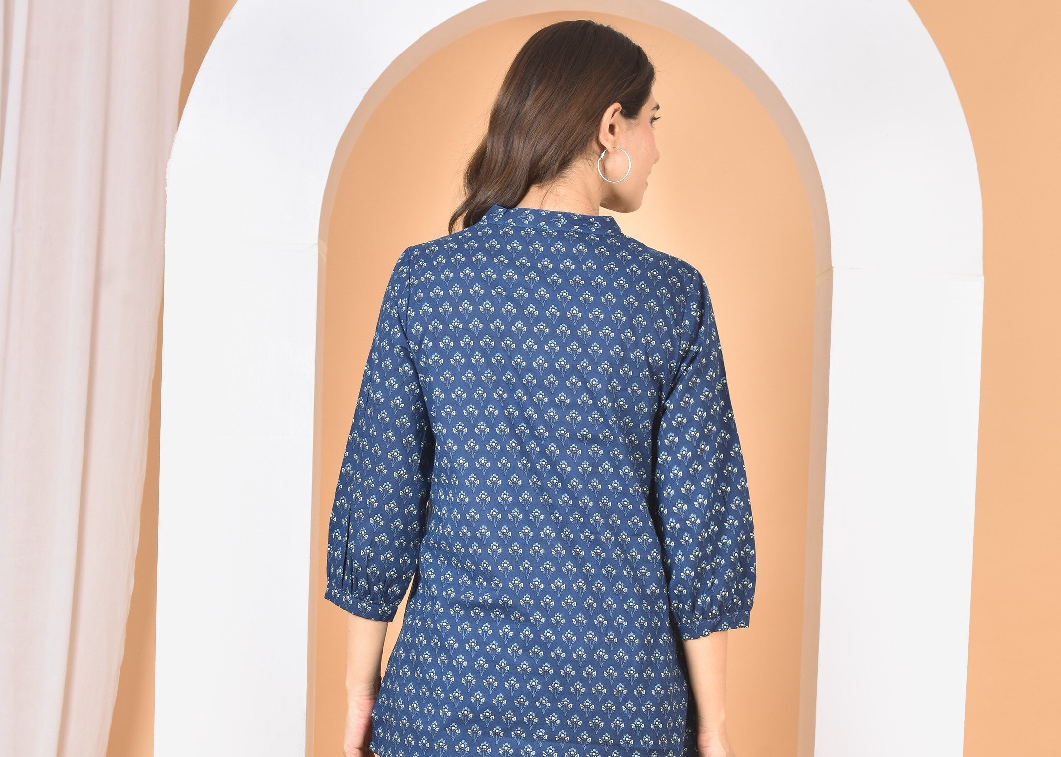 Women Blue Printed Top T-14