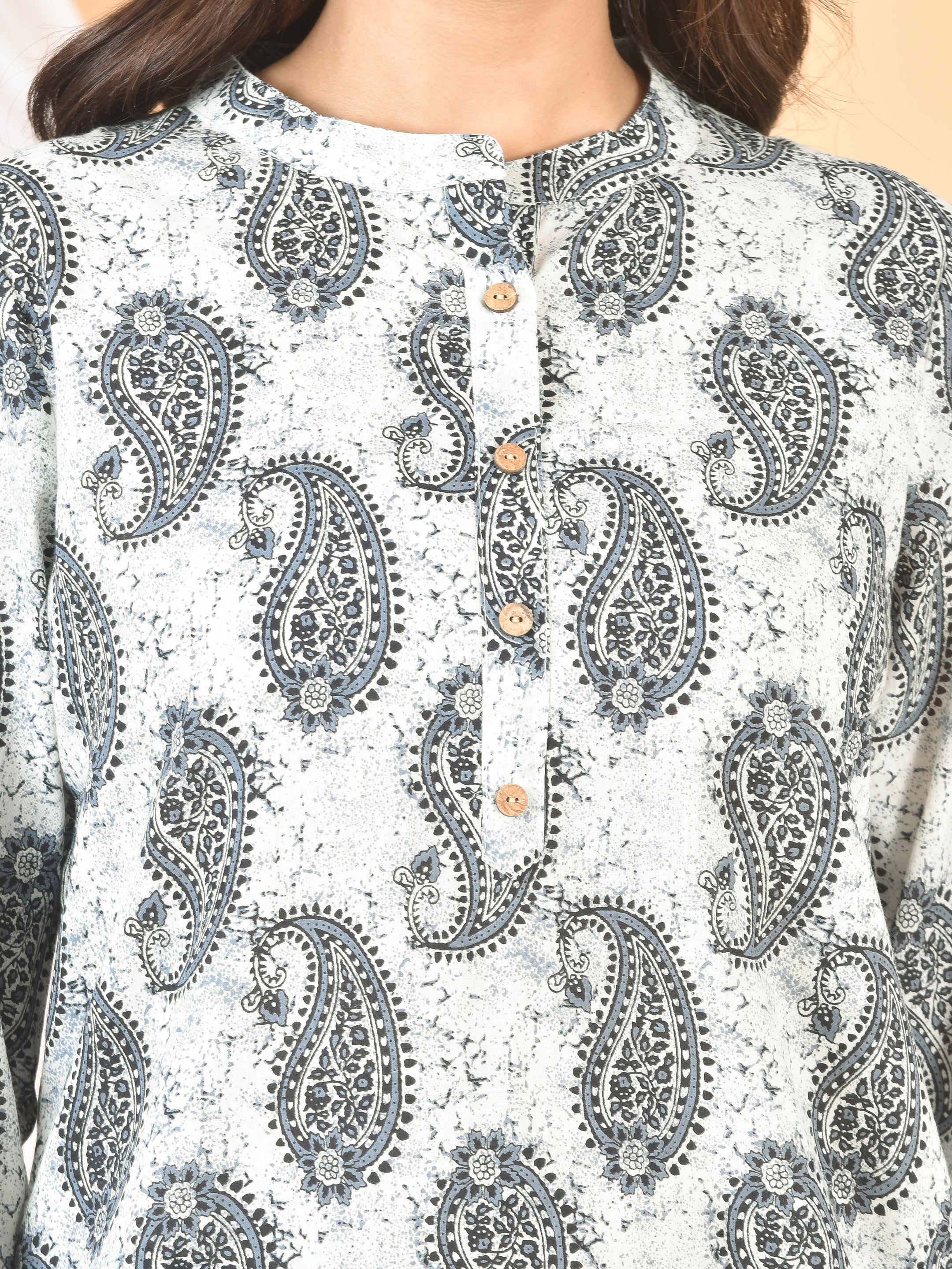 Women White Gray Printed Top T-12