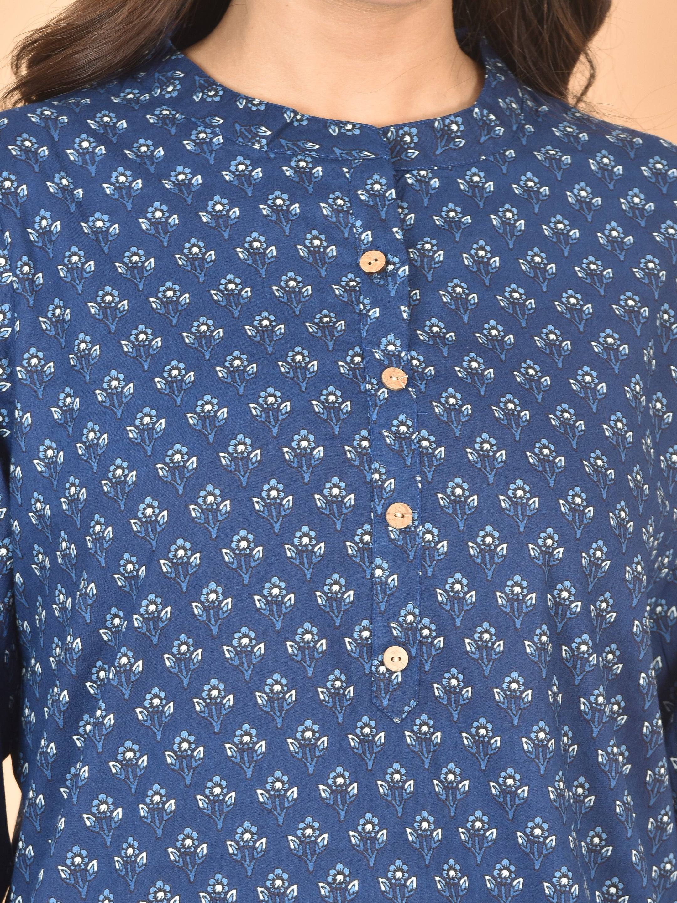 Women Blue Printed Top T-14