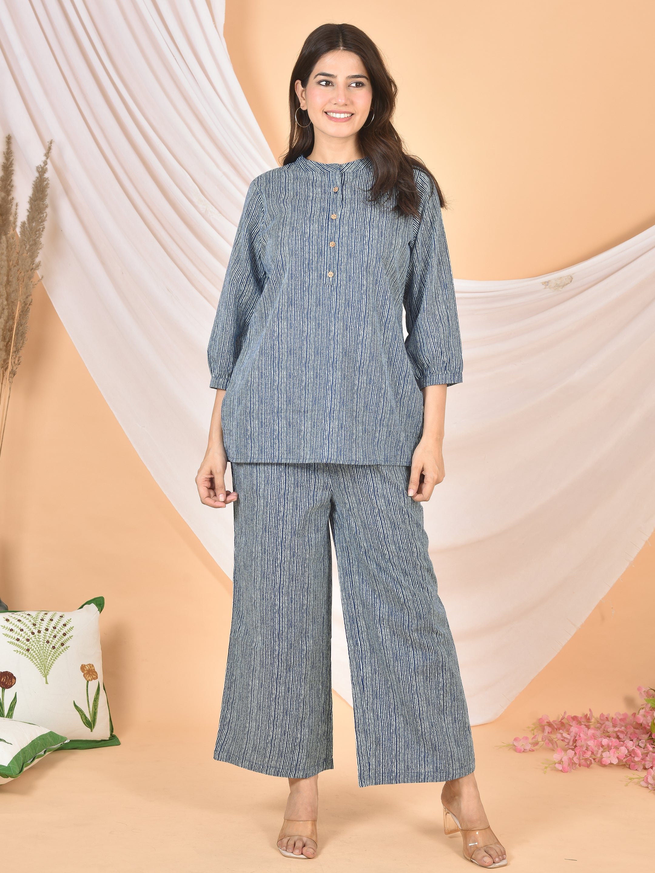 Women Blue White Lining cod set