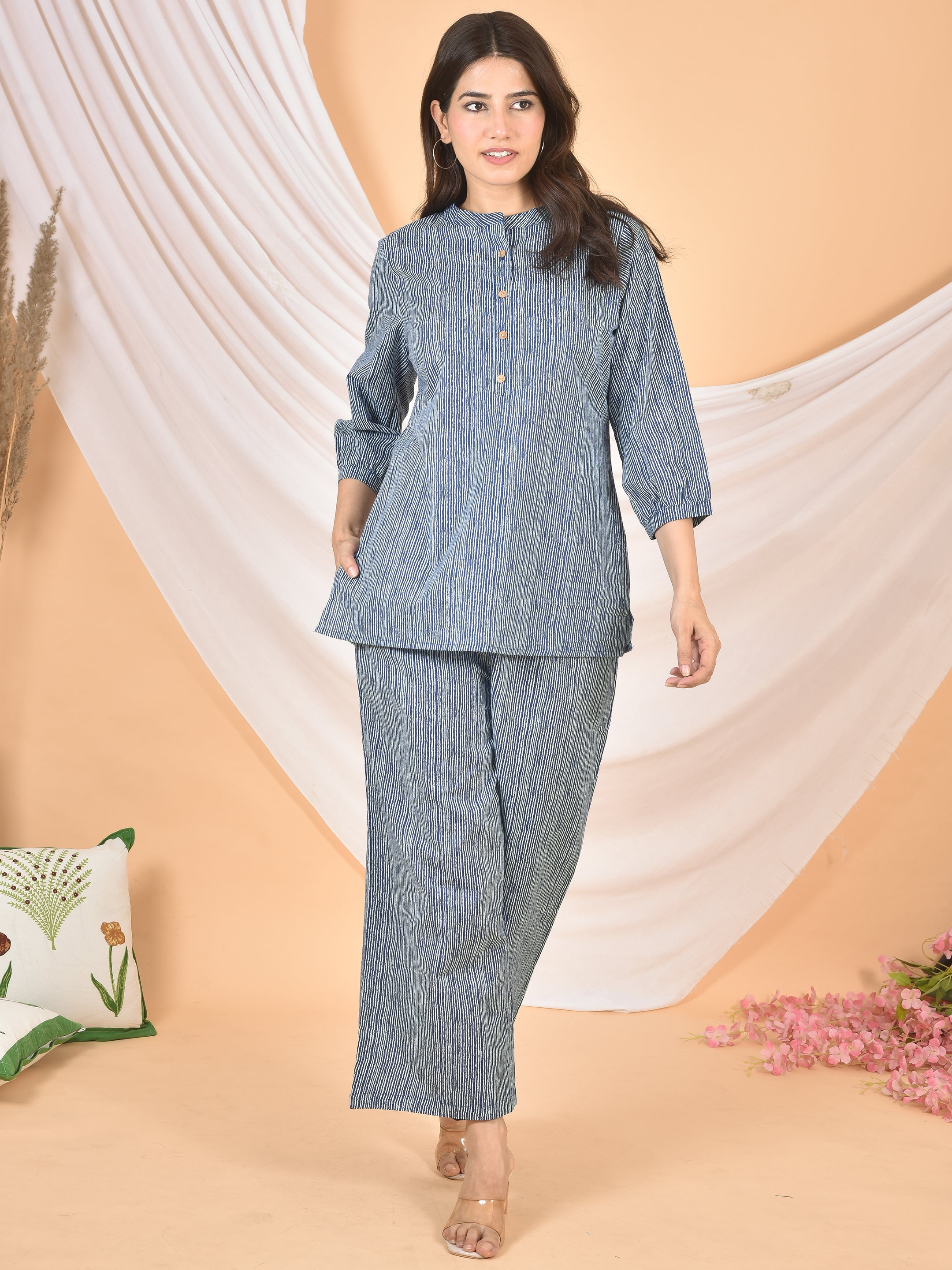 Women Blue White Lining cod set