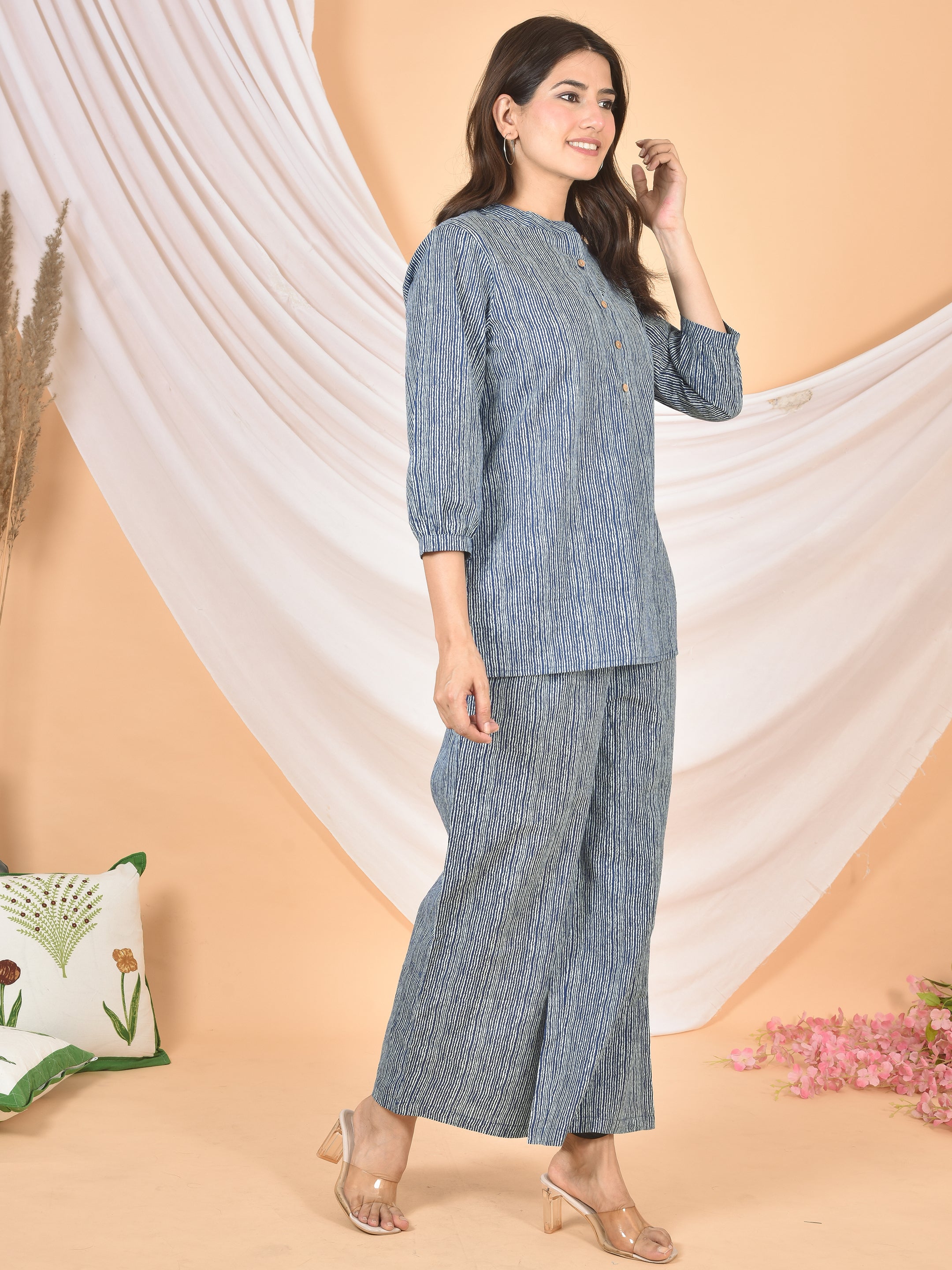 Women Blue White Lining cod set