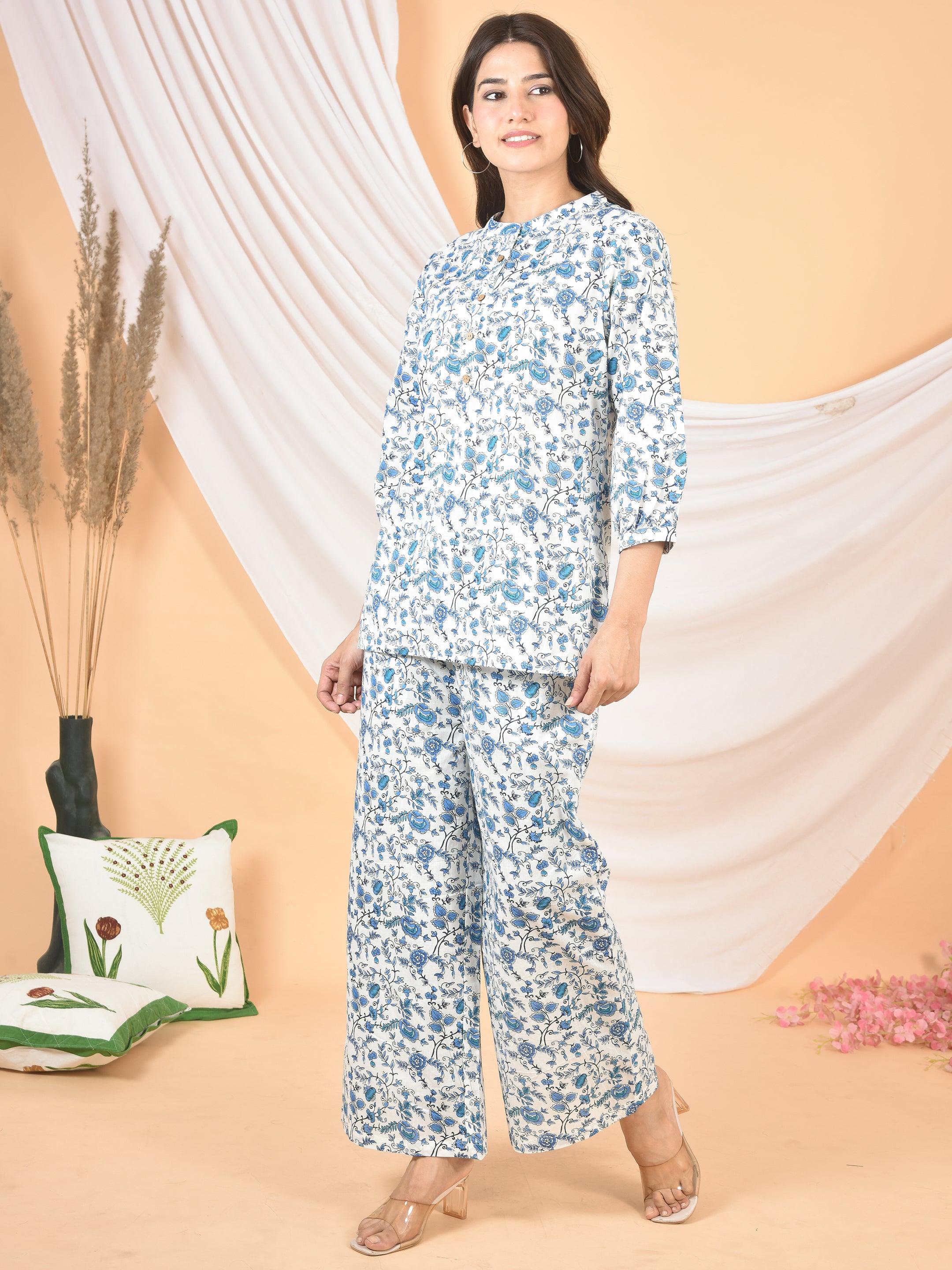 Women White Sky blue printed cod set