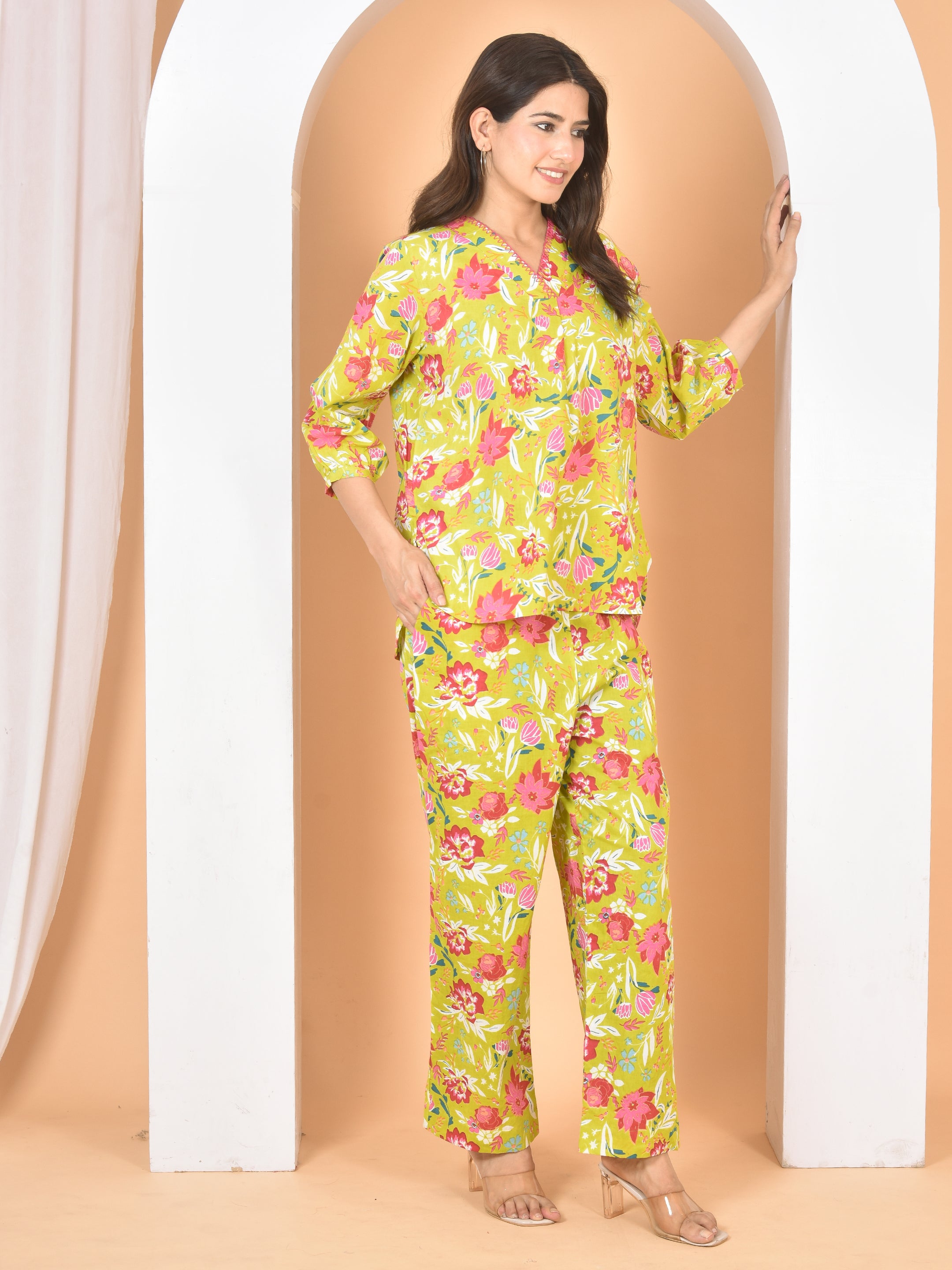 Women Olive Green Printed Cod set