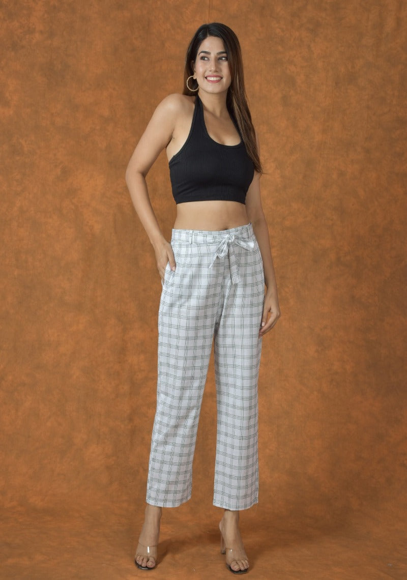 White Black Cotton Checks Regular Pant